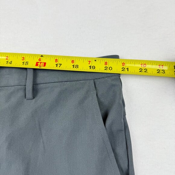 Chaps Golf Men's Slim Fit Gray Stretch Shorts Size 40 Comfort Waistband NWT - Picture 8 of 11